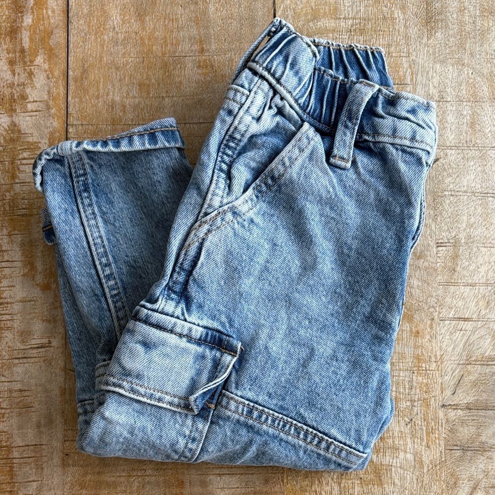 Gap Boys Relaxed Cargo Jeans size 2